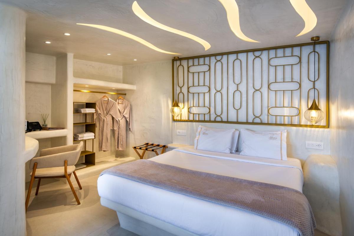 Athina Luxury Suites