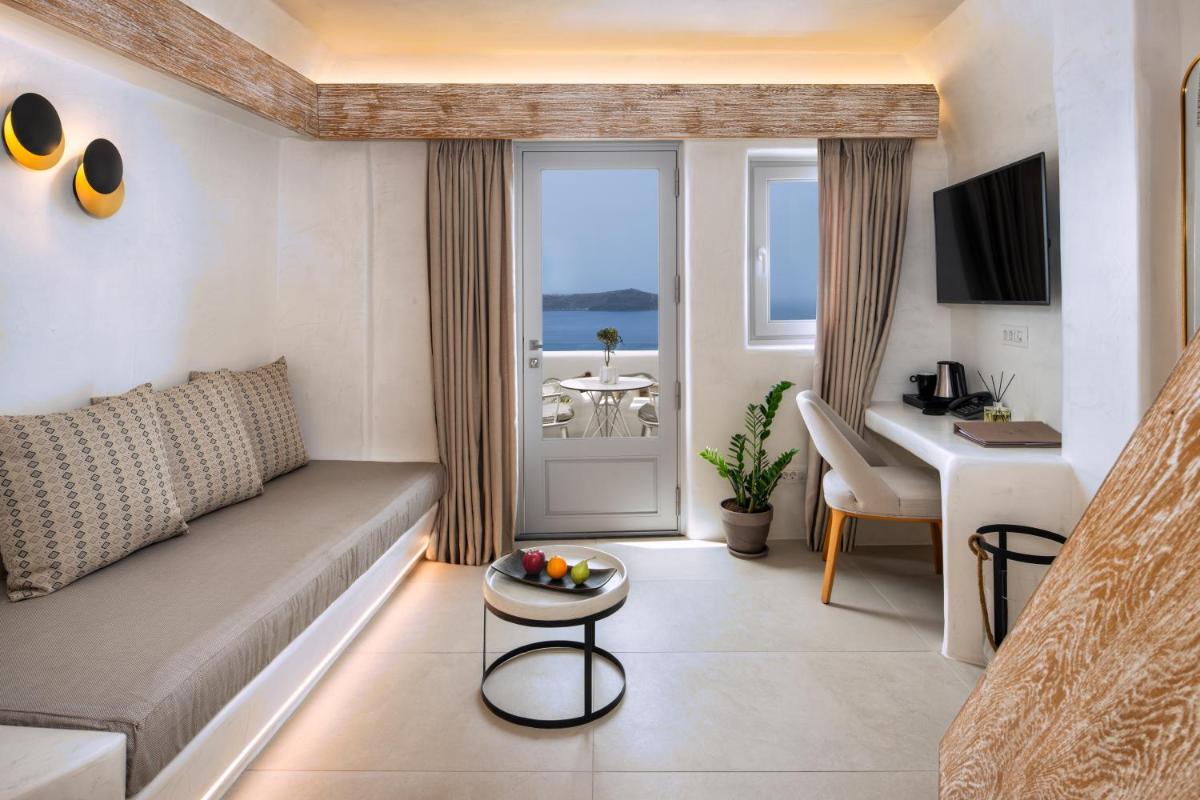 Athina Luxury Suites