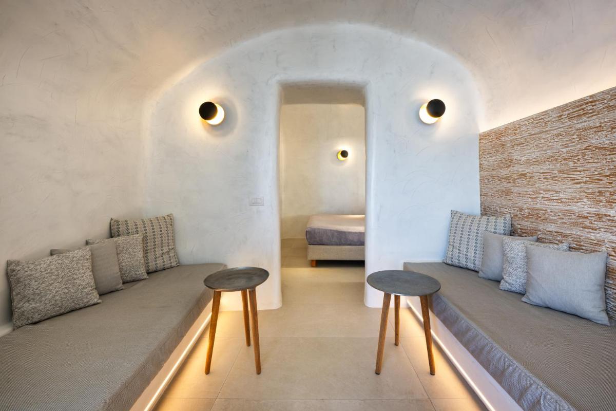 Athina Luxury Suites