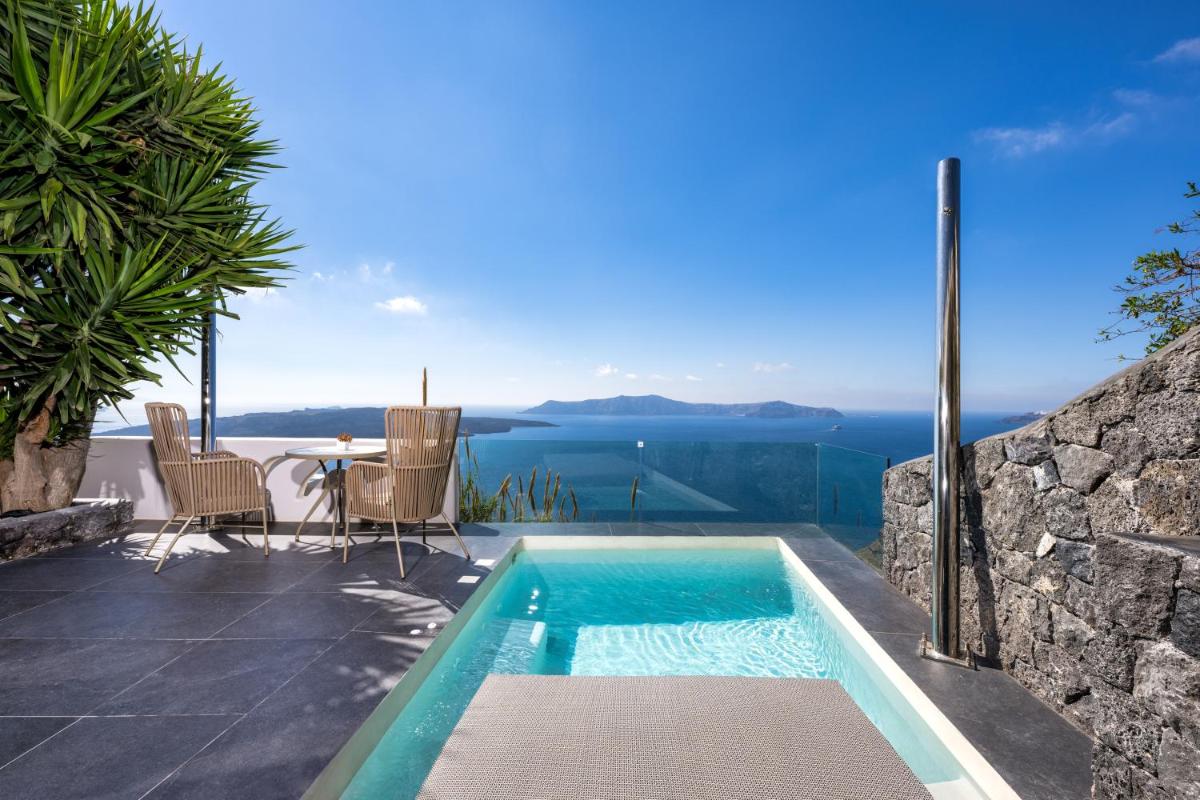 Athina Luxury Suites