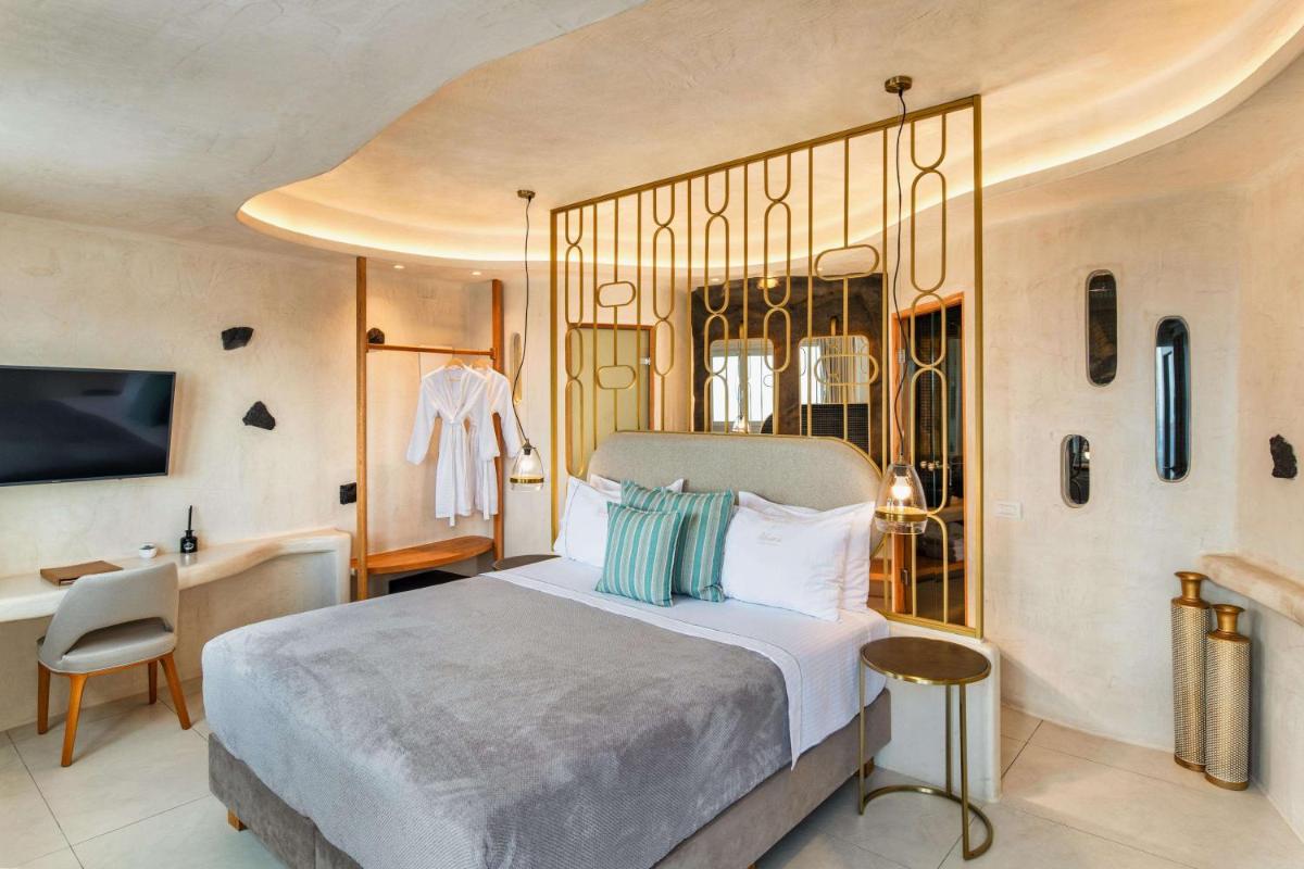 Athina Luxury Suites
