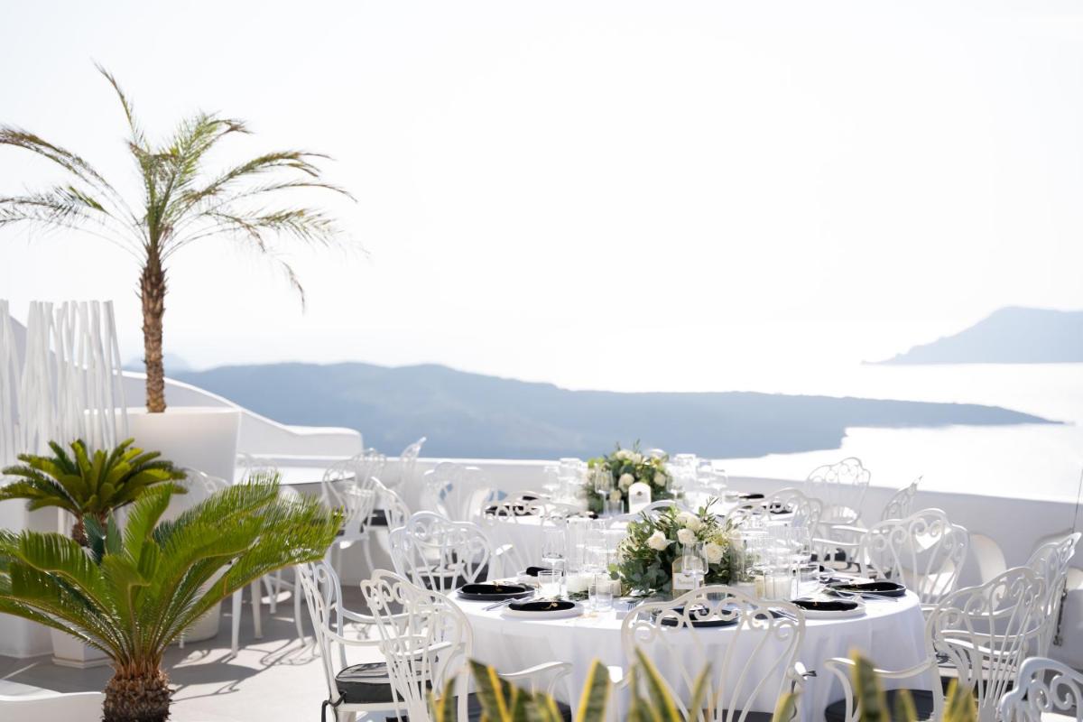 Athina Luxury Suites