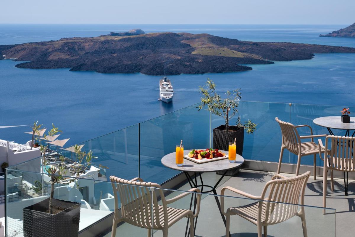 Athina Luxury Suites
