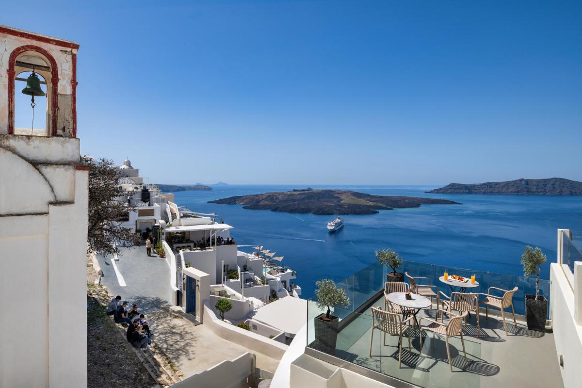 Athina Luxury Suites