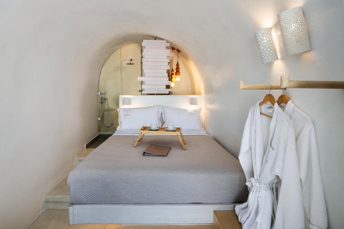 Athina Luxury Suites