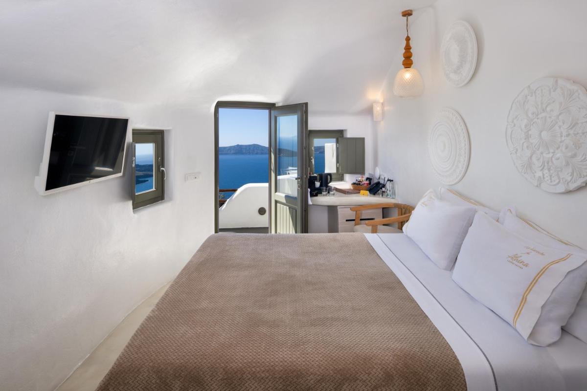 Athina Luxury Suites