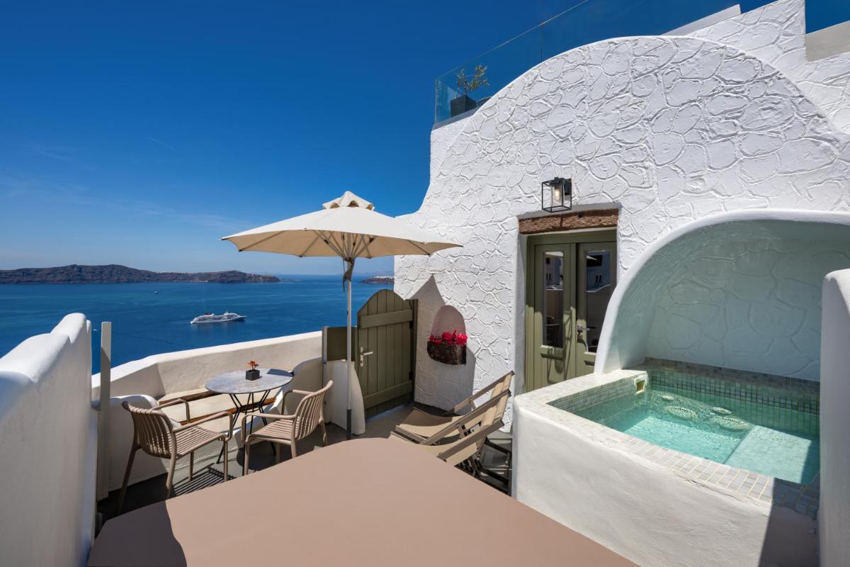 Athina Luxury Suites