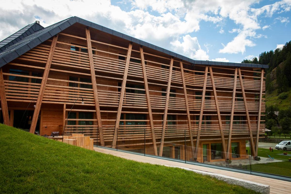 Au Charmant Petit Lac - Ecohotel Parc & Spa