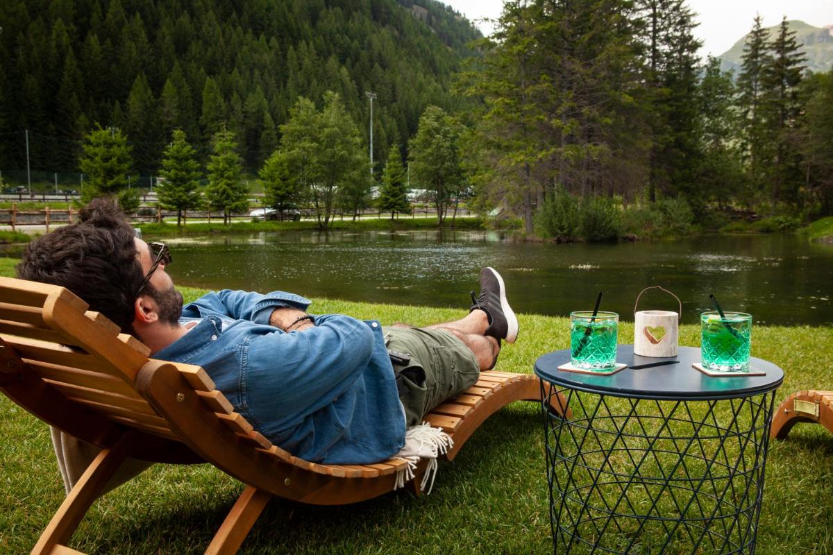 Au Charmant Petit Lac - Ecohotel Parc & Spa