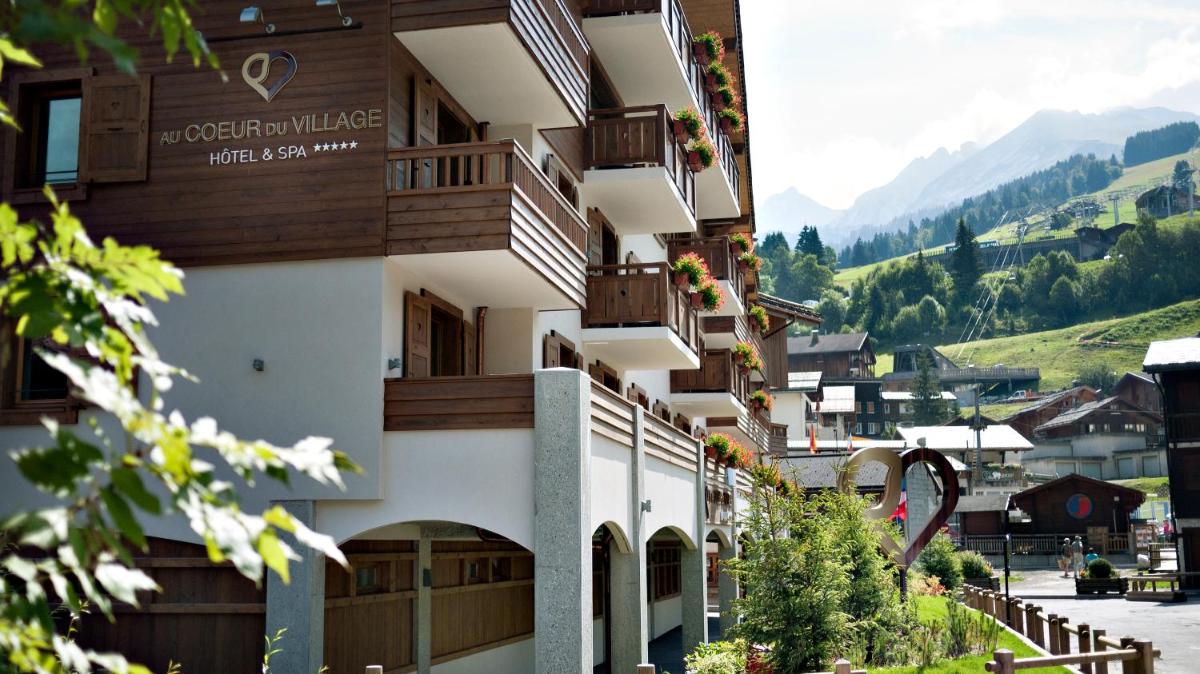 Au Coeur du Village
