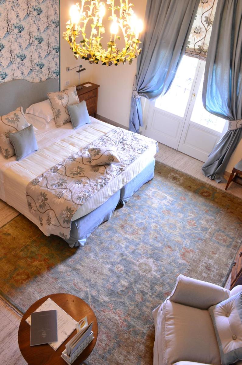 Augustus Hotel & Resort