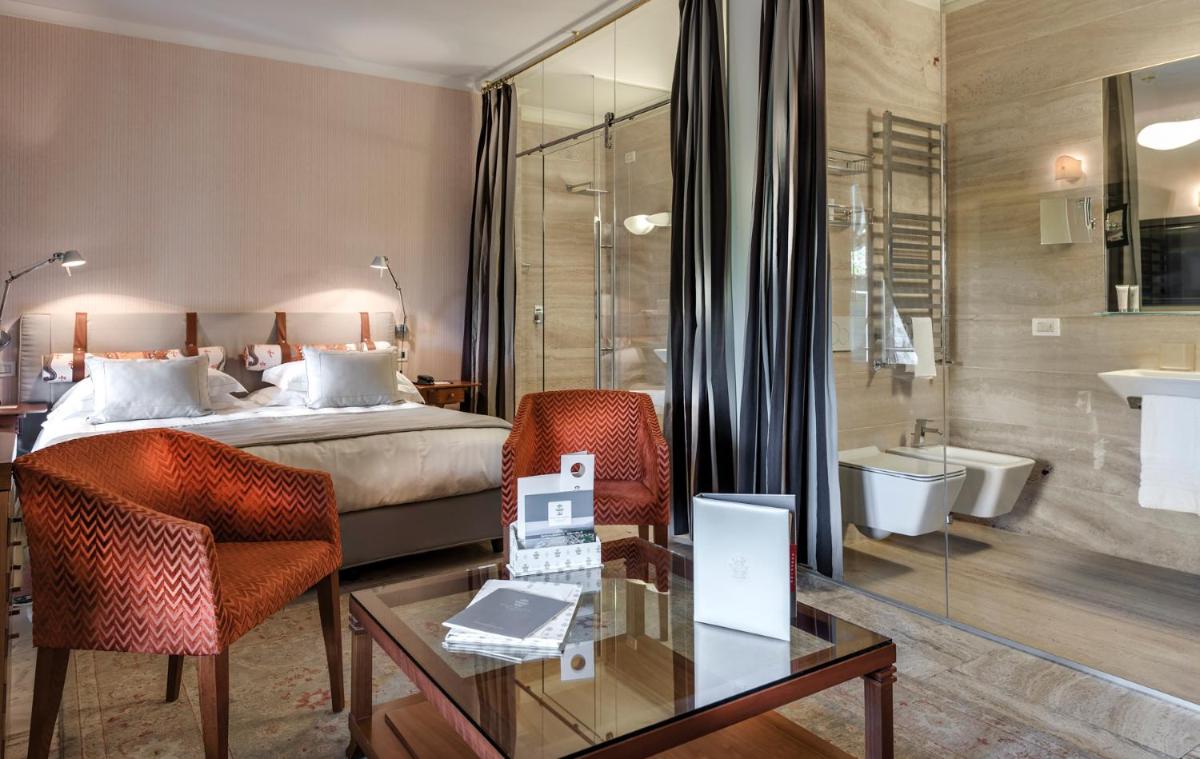 Augustus Hotel & Resort