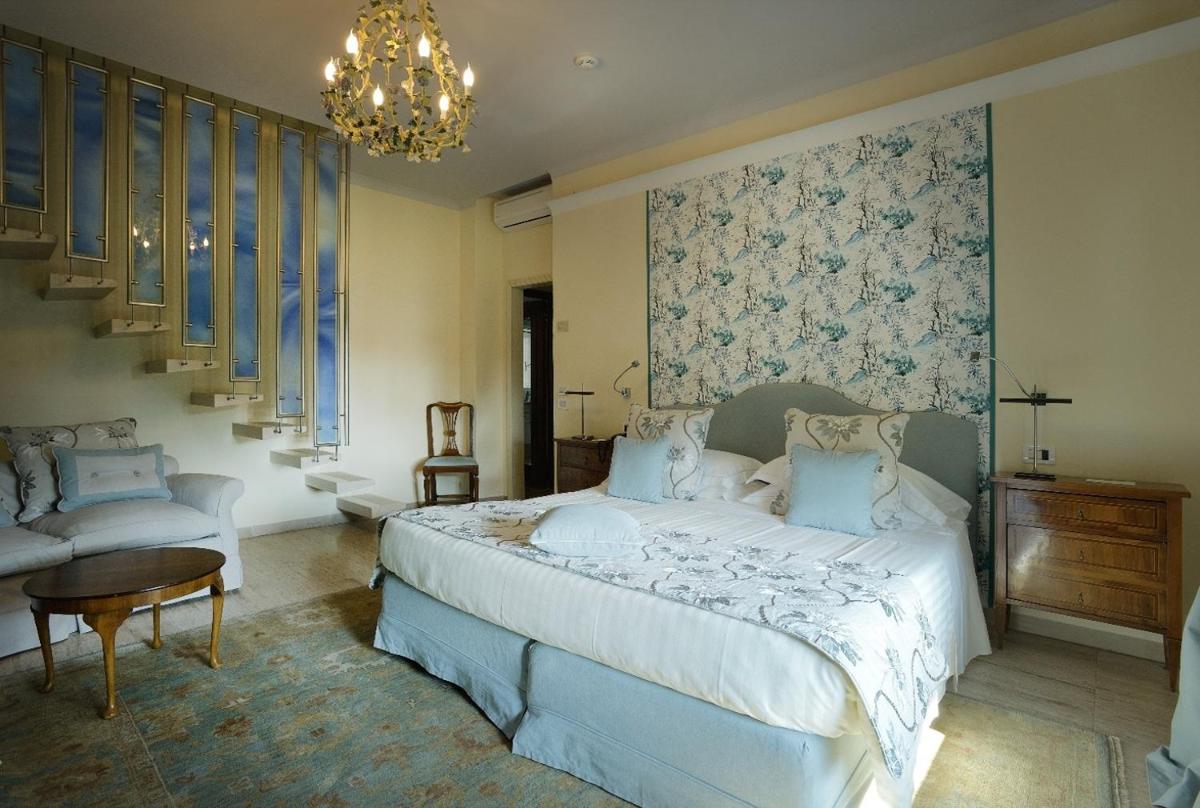 Augustus Hotel & Resort