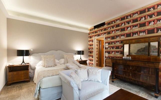 Augustus Hotel & Resort