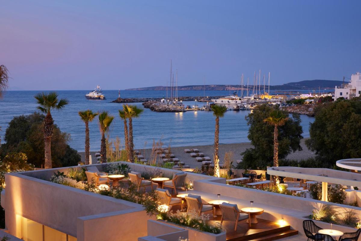 Avant Mar Paros