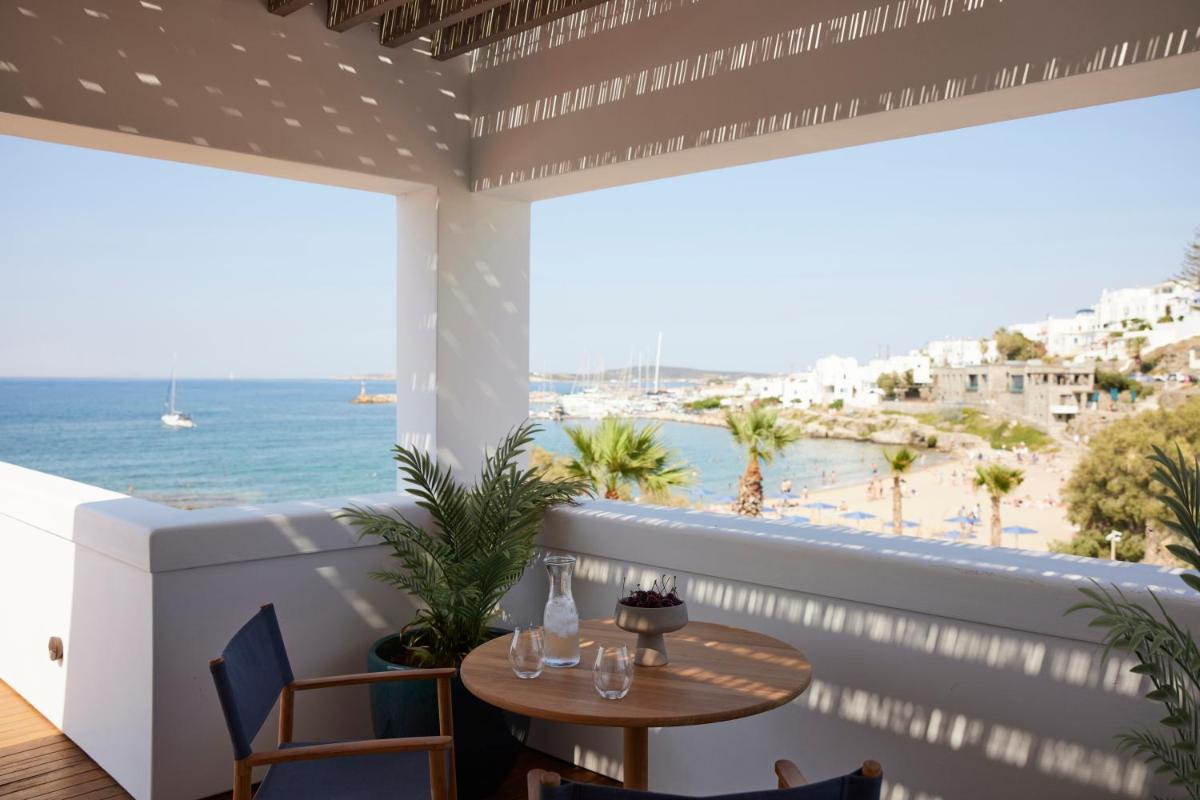Avant Mar Paros