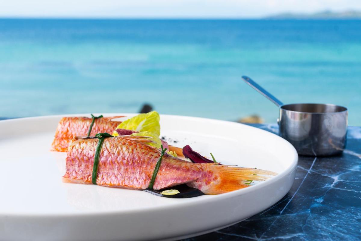 Avaton Luxury Beach Resort - Relais & Chateaux