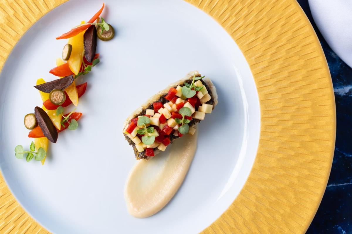 Avaton Luxury Beach Resort - Relais & Chateaux