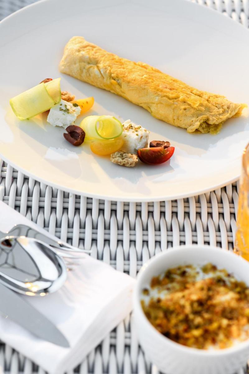 Avaton Luxury Beach Resort - Relais & Chateaux