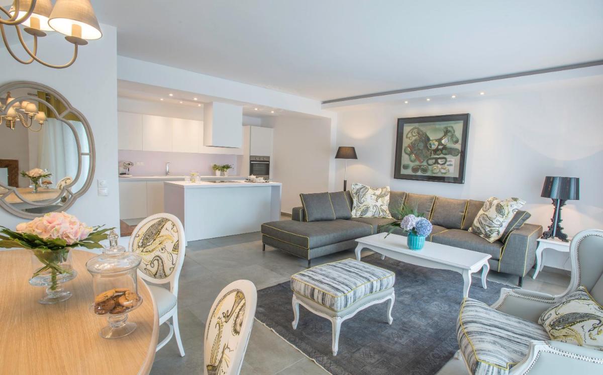 Avaton Luxury Beach Resort - Relais & Chateaux