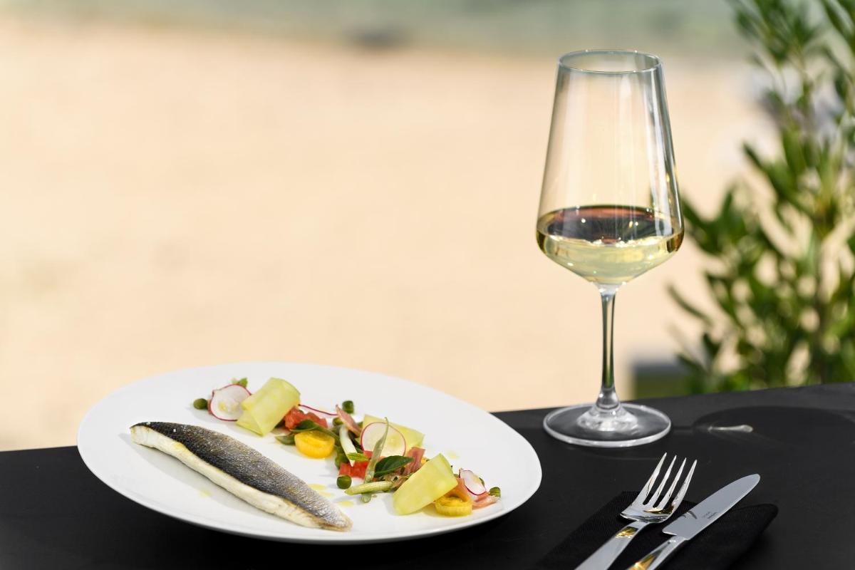 Avaton Luxury Beach Resort - Relais & Chateaux