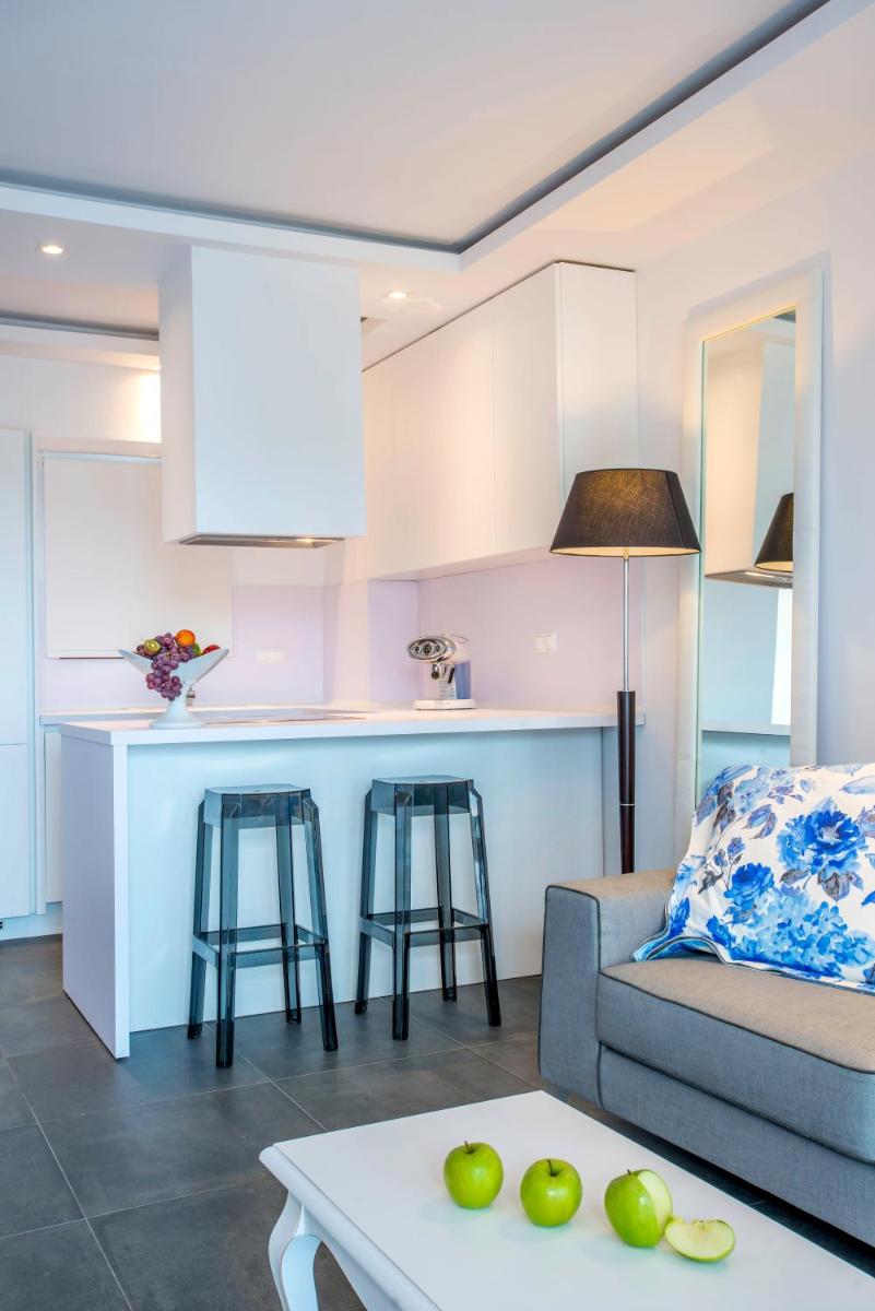 Avaton Luxury Beach Resort - Relais & Chateaux