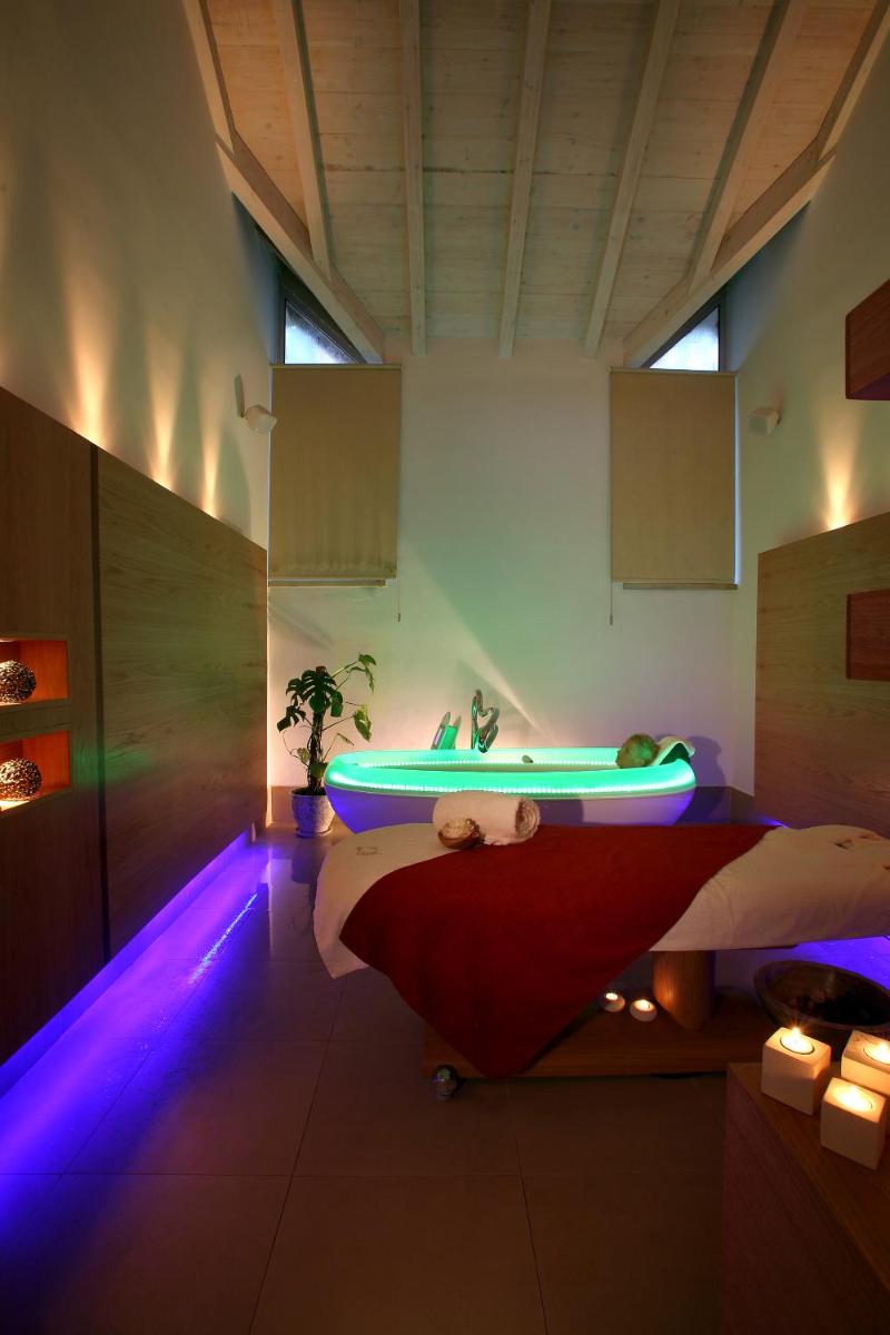 Secret Forest - Wellness Retreat & Healing Spa