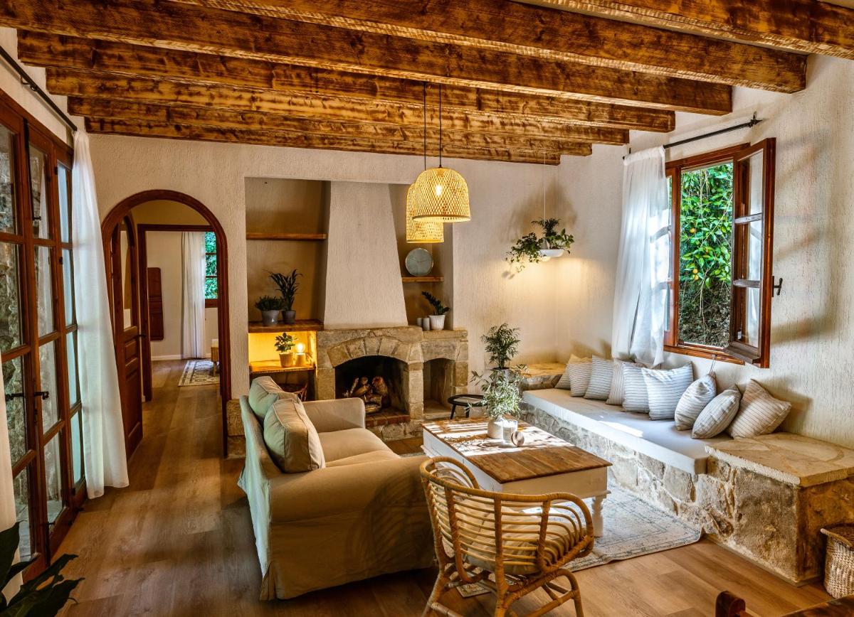 Secret Forest - Wellness Retreat & Healing Spa