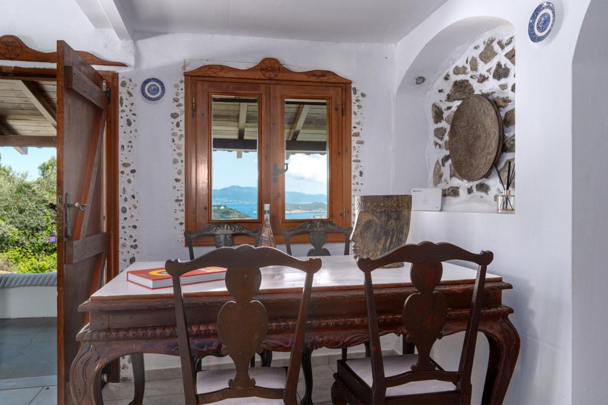 Azul Boutique Home