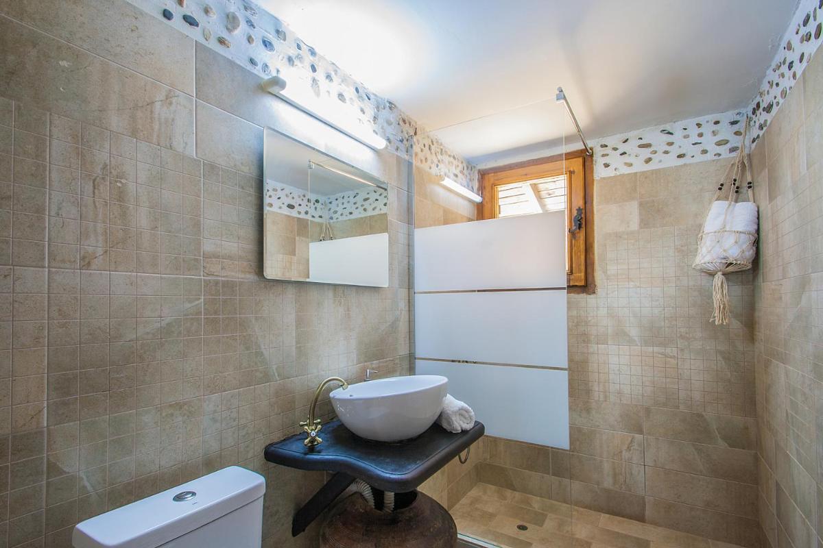 Azul Boutique Home