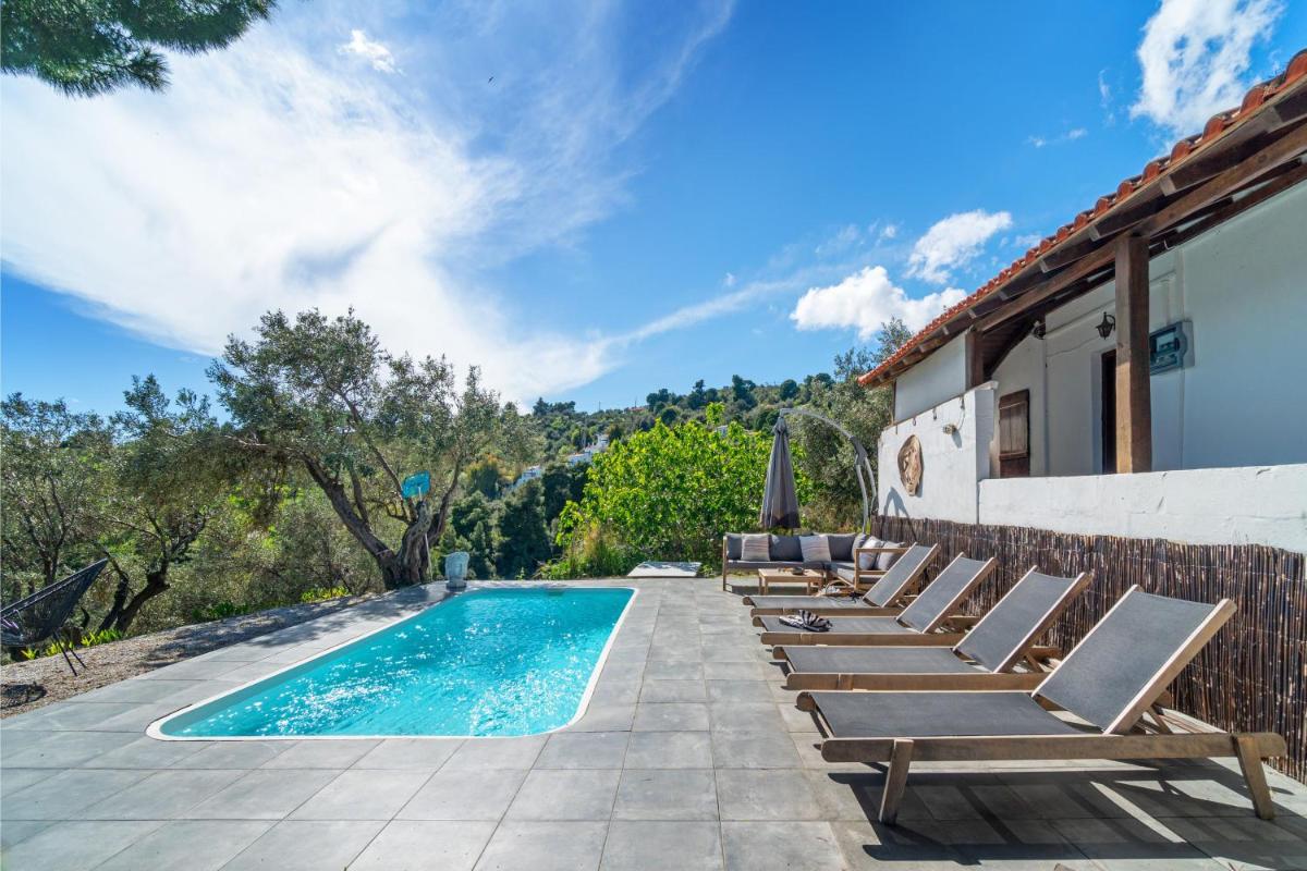 Azul Boutique Home