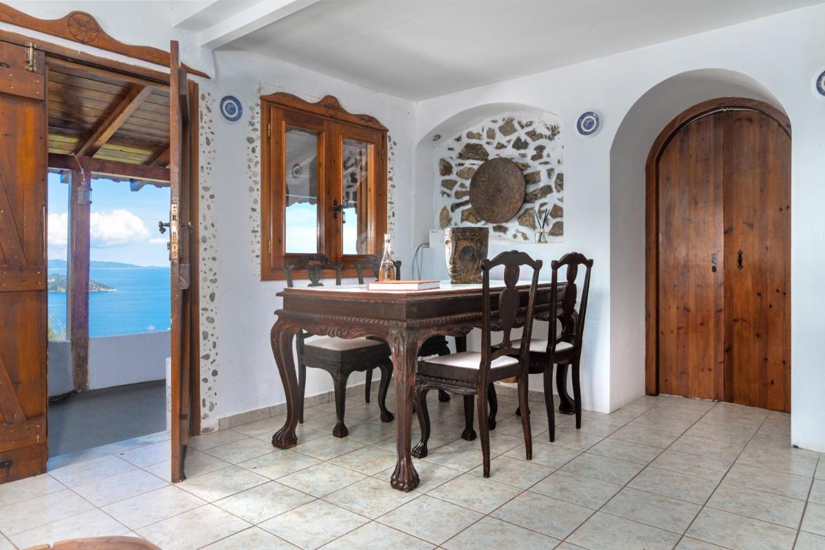 Azul Boutique Home