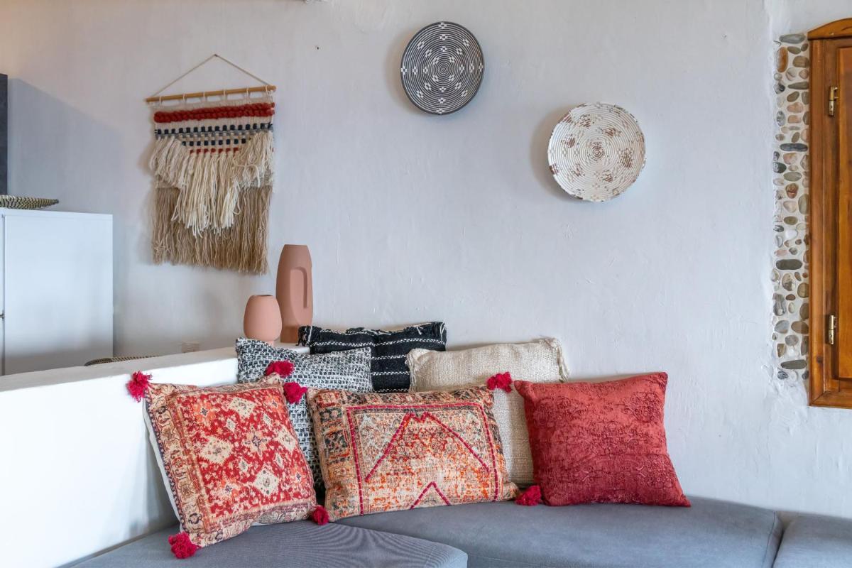 Azul Boutique Home
