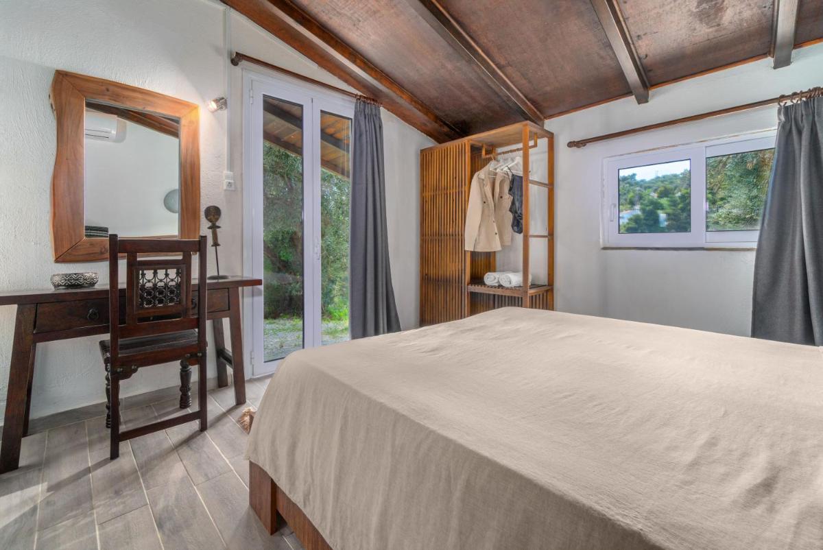 Azul Boutique Home