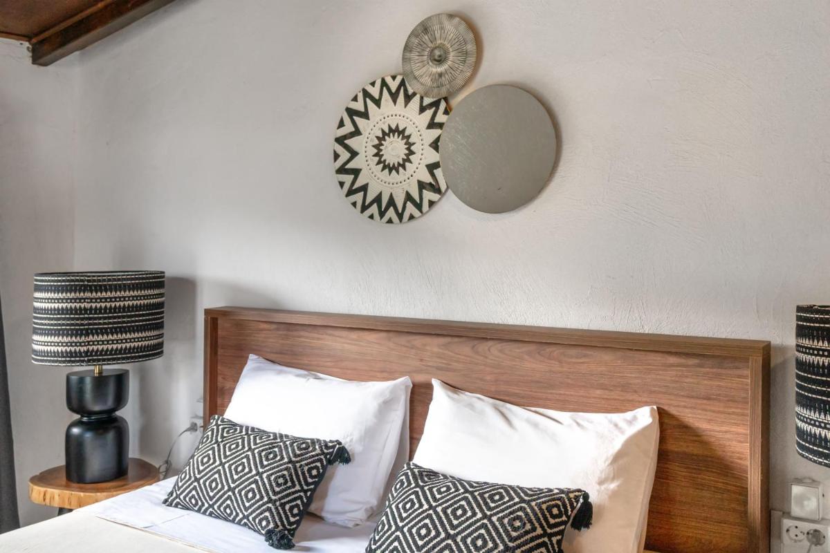 Azul Boutique Home