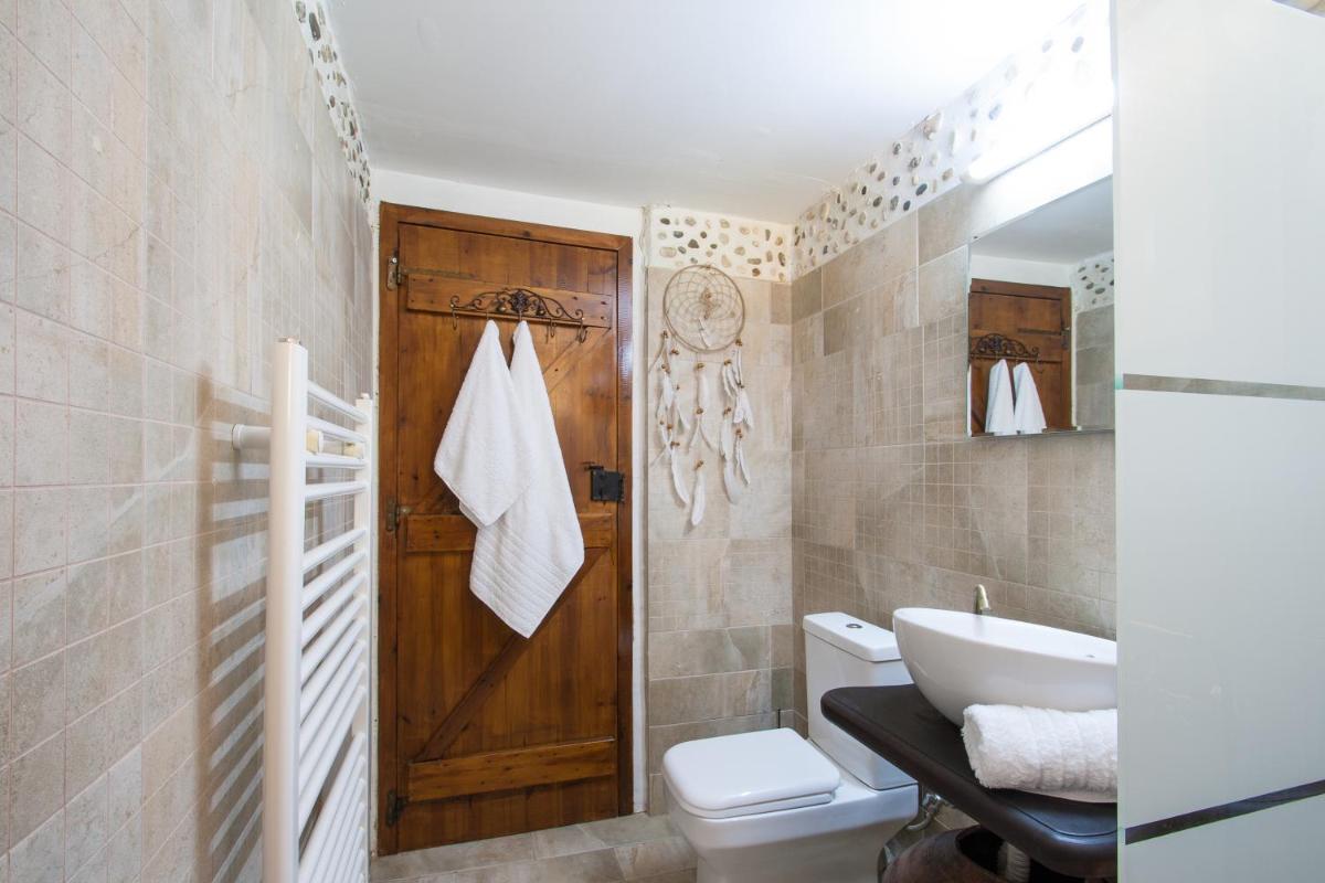 Azul Boutique Home
