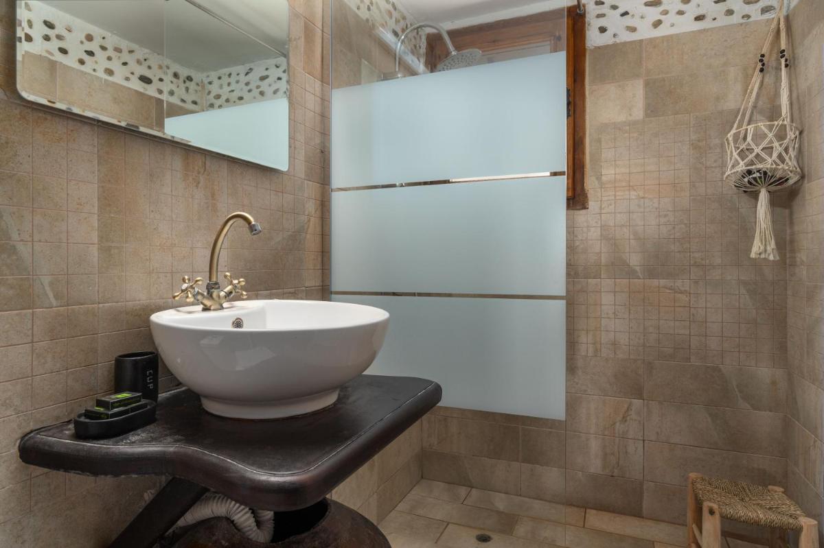 Azul Boutique Home
