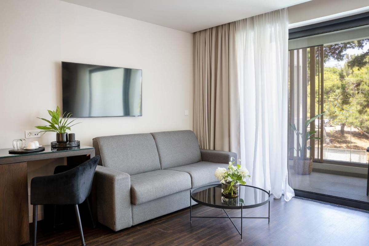 Azur Hotel