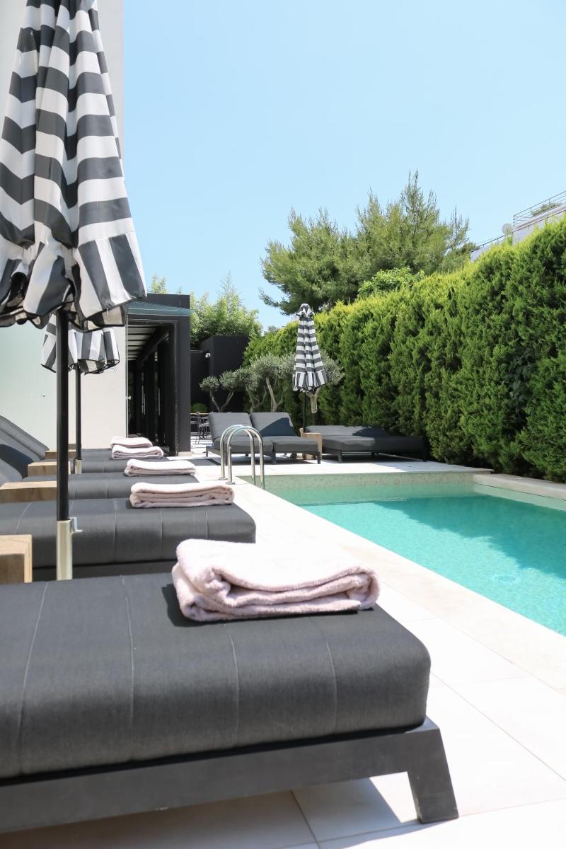 Azur Hotel