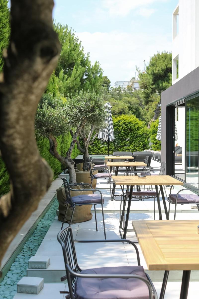 Azur Hotel