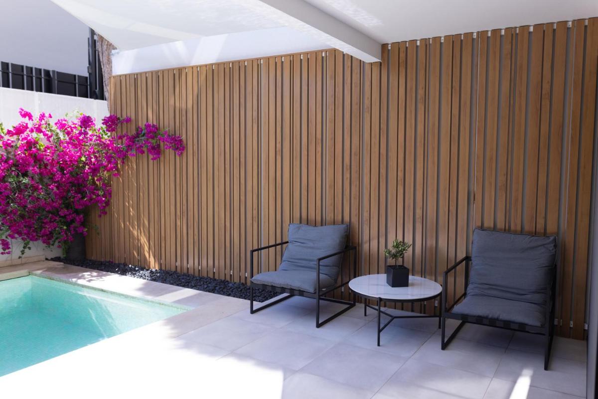 Azur Hotel