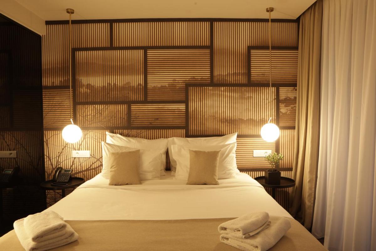 Azur Hotel