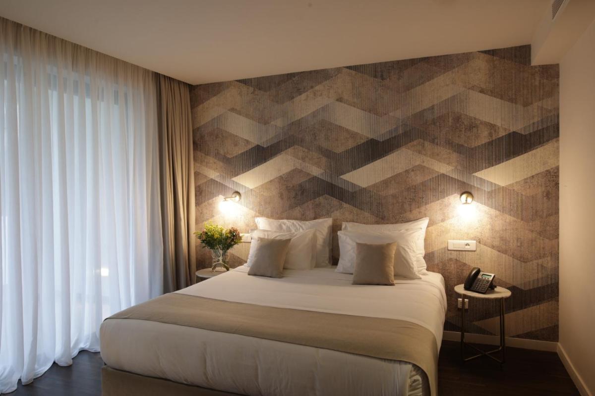Azur Hotel