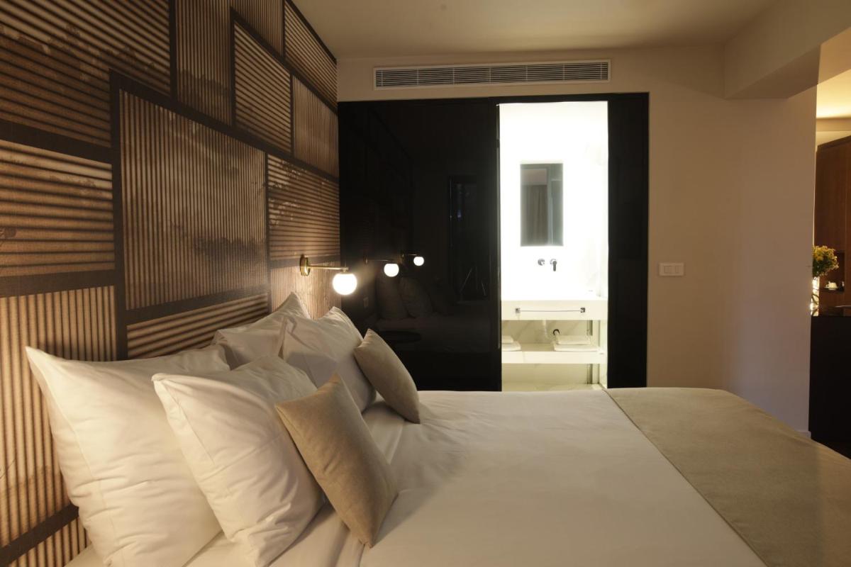 Azur Hotel