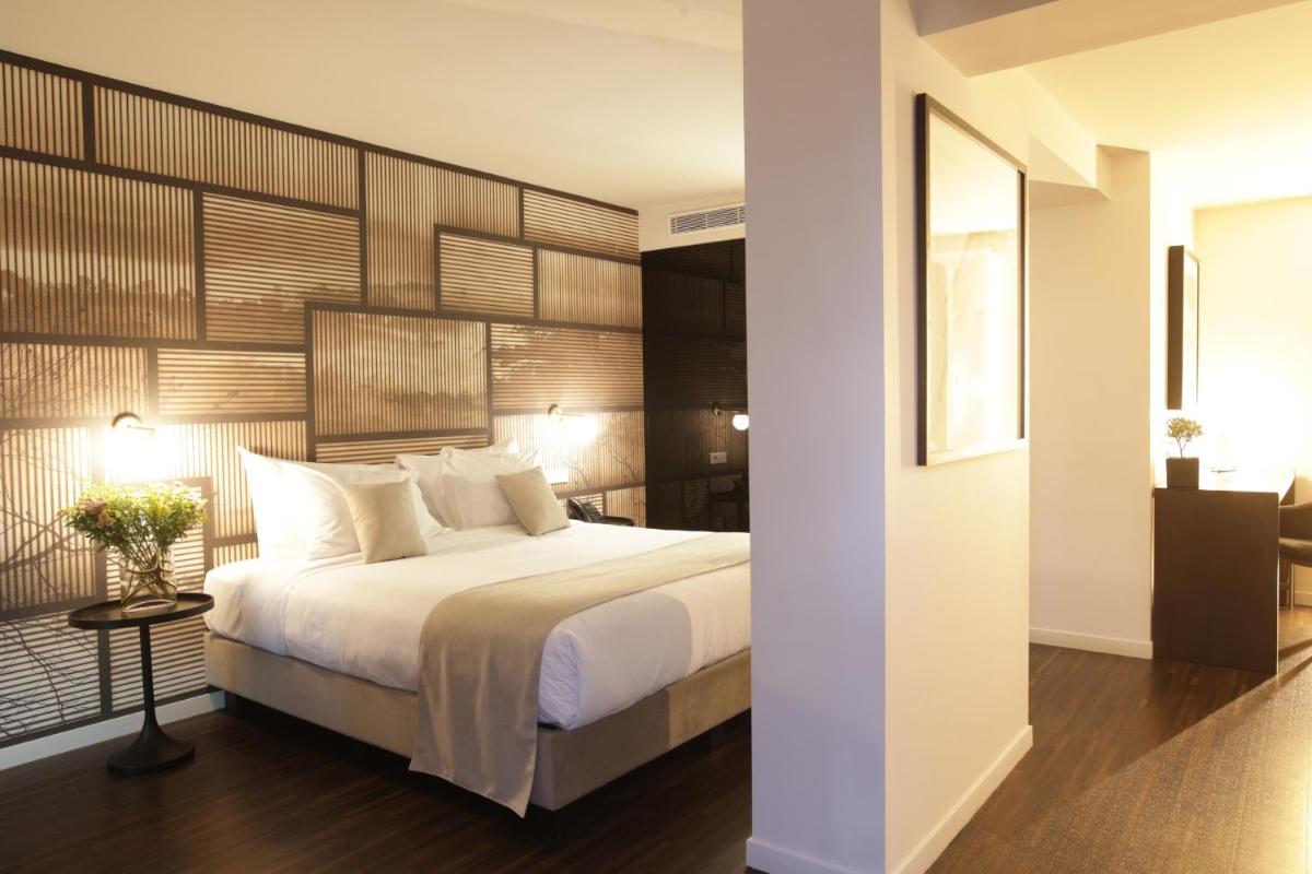 Azur Hotel