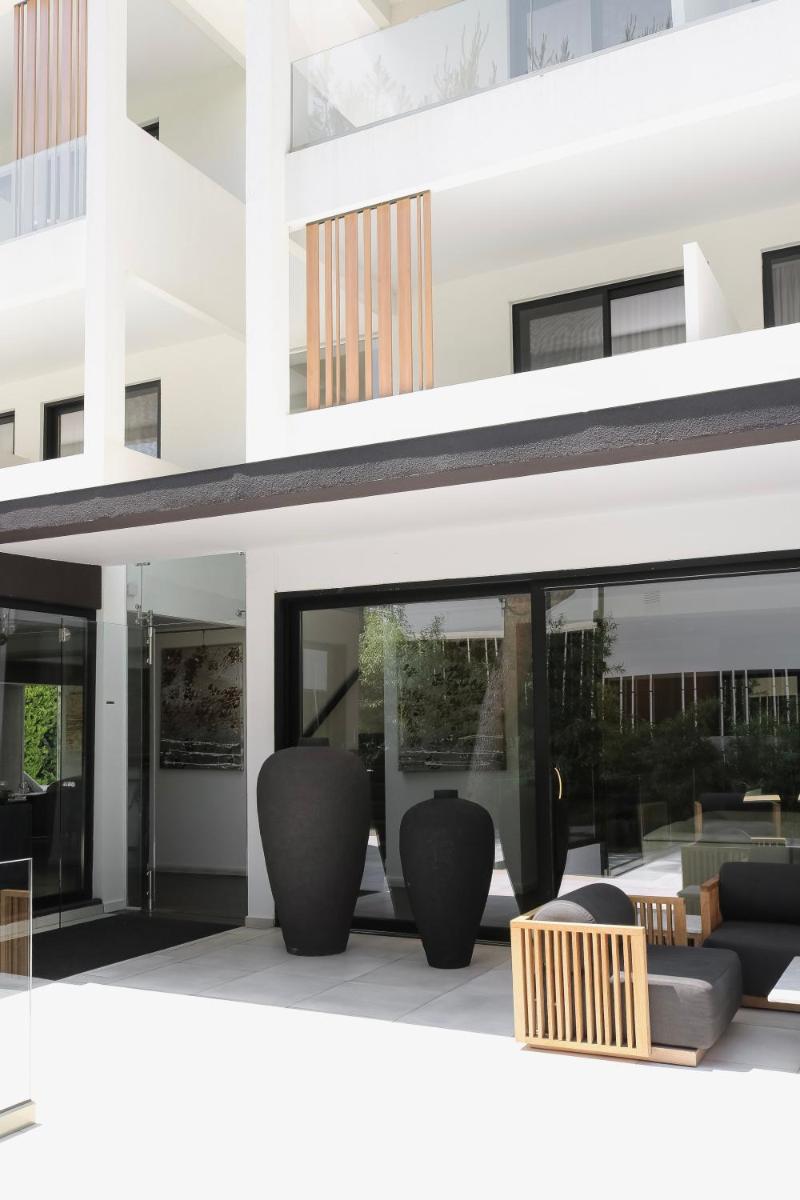 Azur Hotel