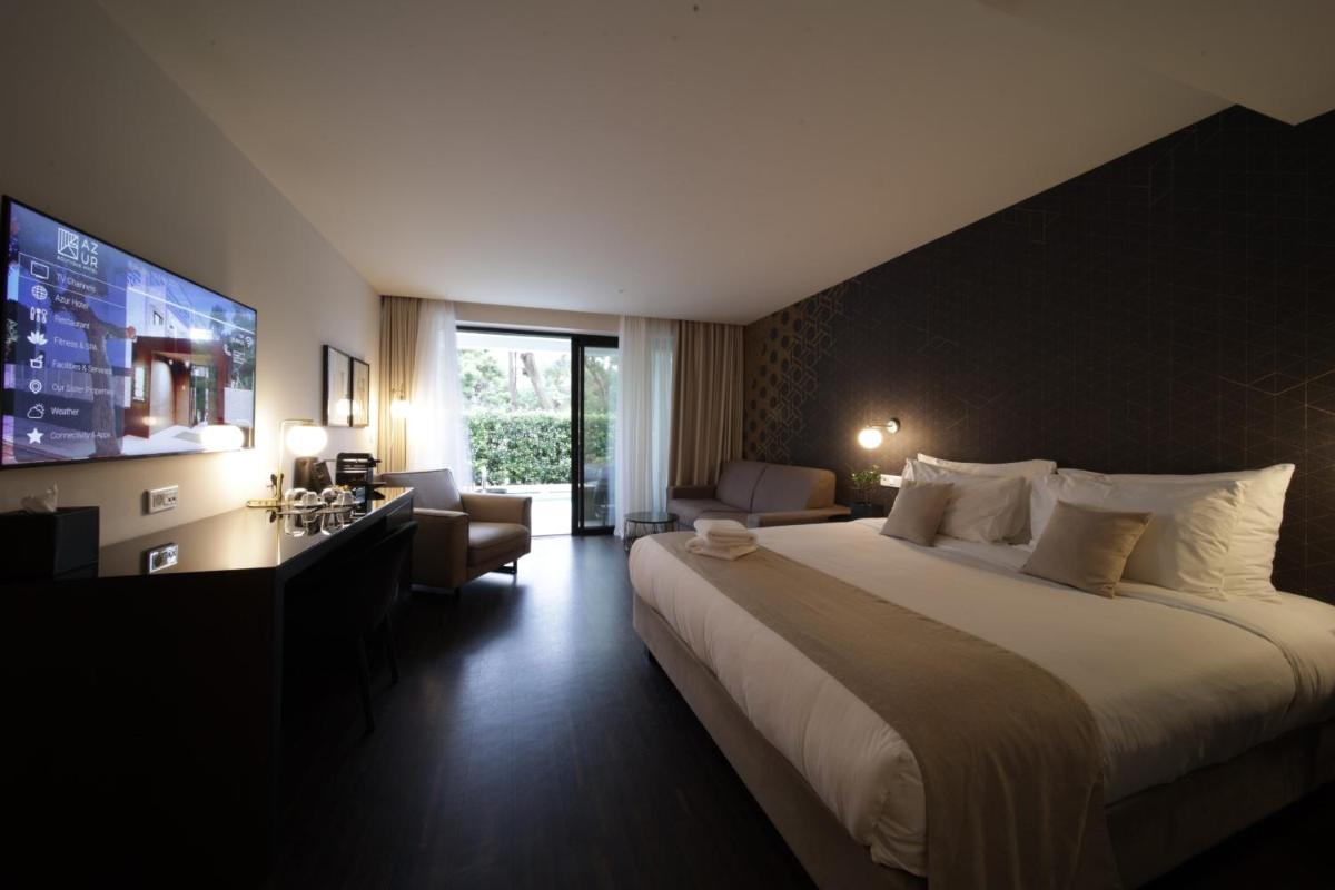 Azur Hotel