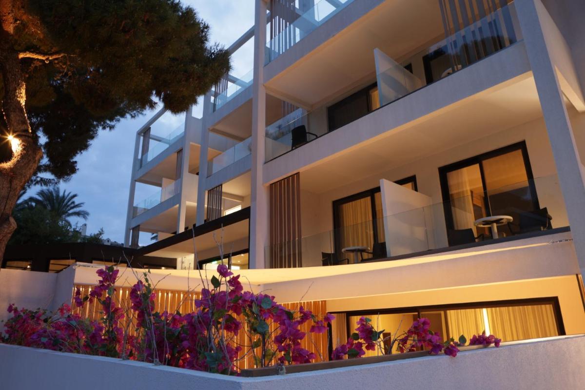 Azur Hotel