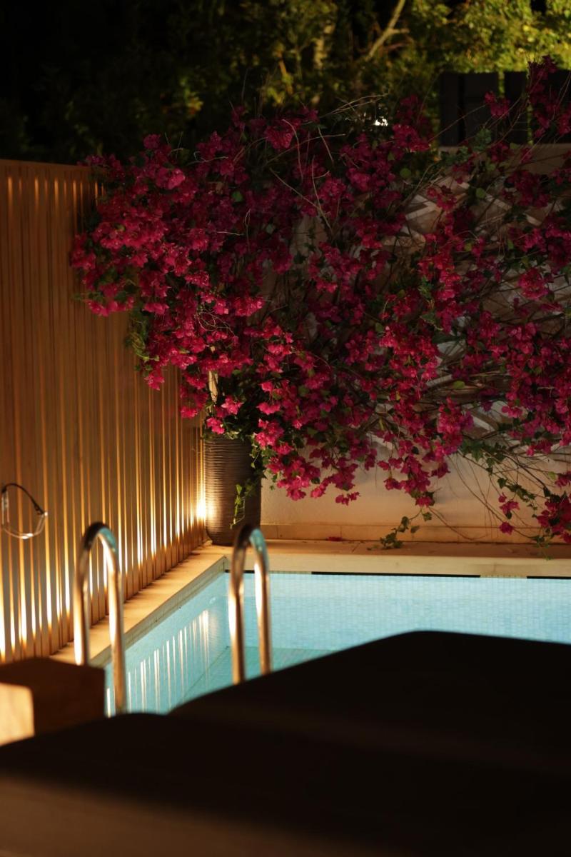 Azur Hotel