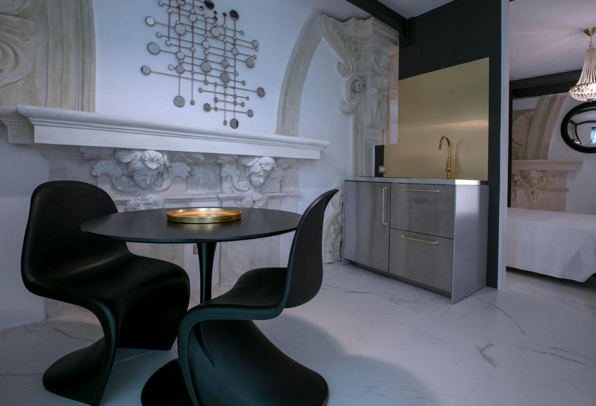 Azzoli Trapani - Apartments&Skypool - Adults Only